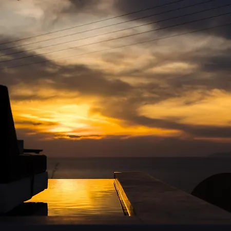 Sunset Faros 酒店 Akrotírion